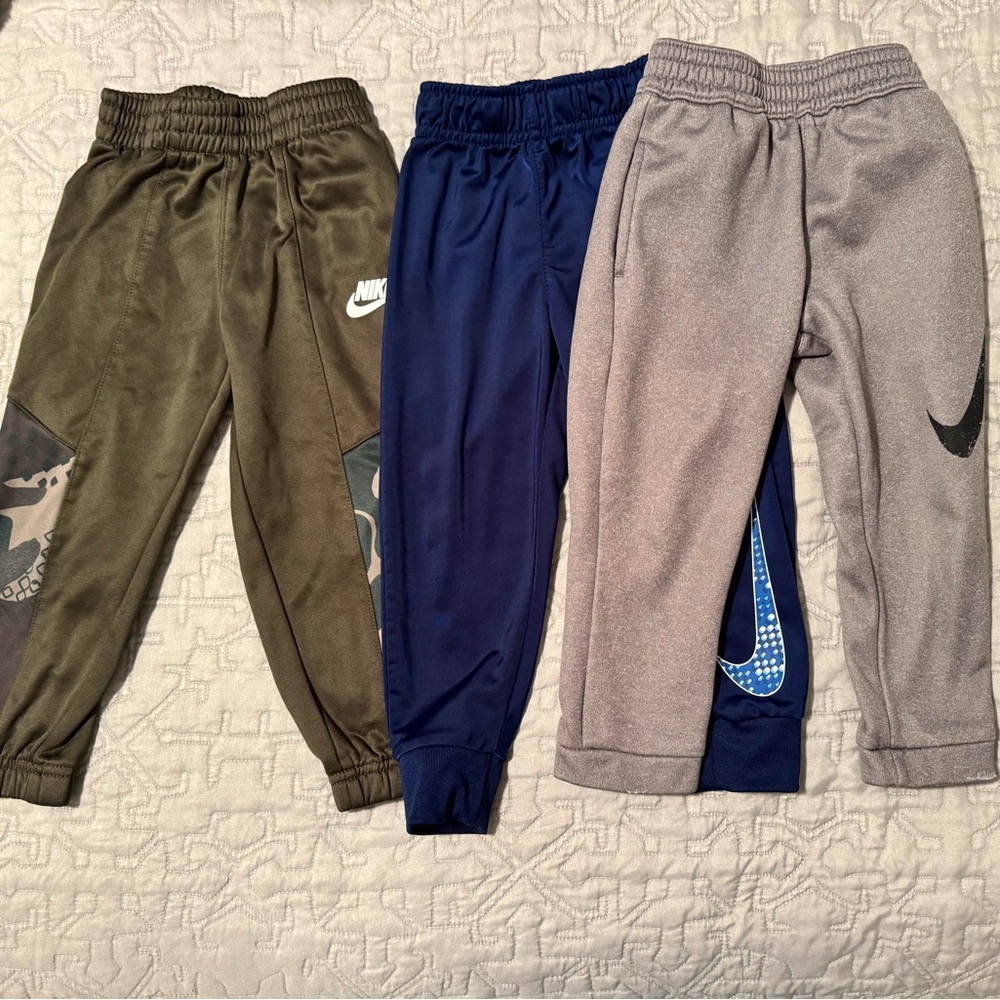 3T Nike joggers and 1 jacket